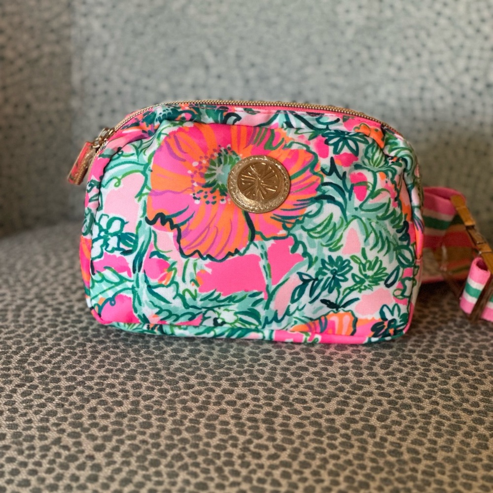 Lilly Pulitzer Pink and Green Floral belt bag - Picture 9 of 13